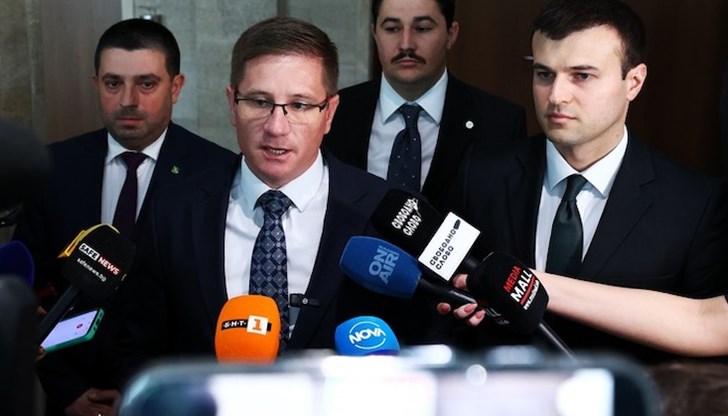 „Възраждане“ иска извънредна среща с председателя на Националния статистически институт „Възраждане“ иска извънредна среща с председателя на Националния статистически институт