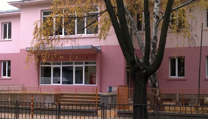 Проблемът при нас е, че част от родителите предпочитат детските градини в центъра, коментира заместник-кметът Проблемът при нас е, че част от родителите предпочитат детските градини в центъра, коментира заместник-кметът