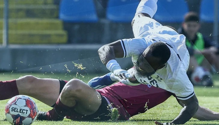 Дунавци победиха в 2:1 с голове на Мирослав Будинов Дунавци победиха в 2:1 с голове на Мирослав Будинов