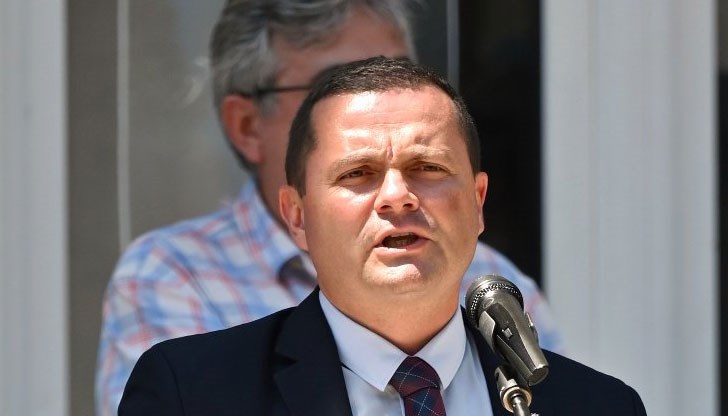 Бъдете здрави и благословени!, пожела русенският кмет