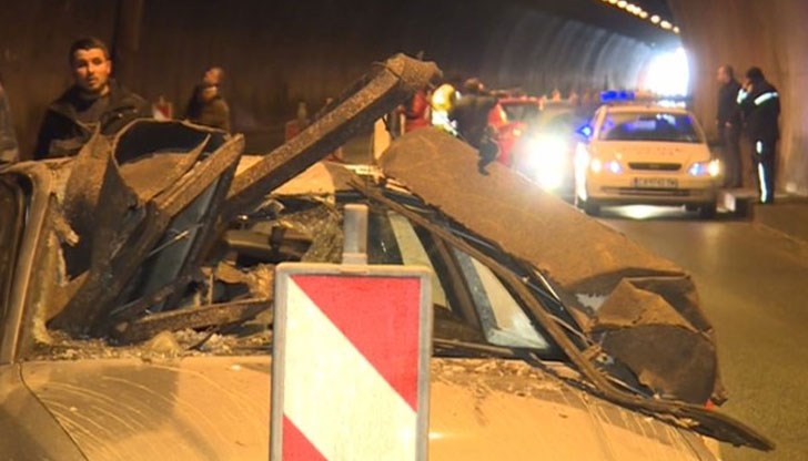 Жена загина през 2017 година заради паднала върху кола лампа