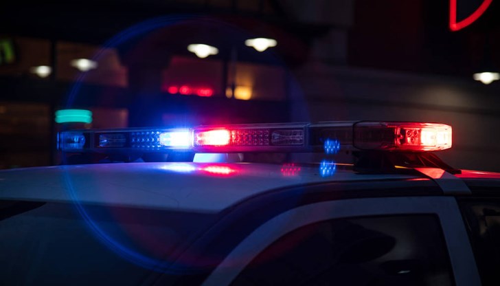 Убитите полицаи се опитвали да връчат заповед за изземане на огнестрелно оръжие от осъден престъпник Убитите полицаи се опитвали да връчат заповед за изземане на огнестрелно оръжие от осъден престъпник