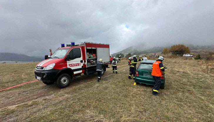 Тя е потънала с автомобила си във водоема