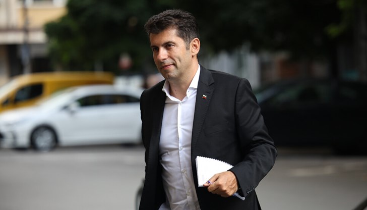 Тя е саморъчно изработена от децата му и съдържа пожелание за изборите Тя е саморъчно изработена от децата му и съдържа пожелание за изборите