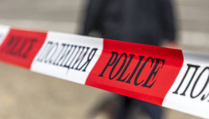 Пешеходци забелязали тялото и сигнализирали на телефон 112