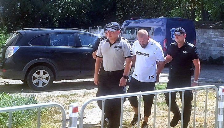 Постановлението за привличането му към наказателна отговорност ще му бъде предявено след подобряване на неговото здравословно състояние