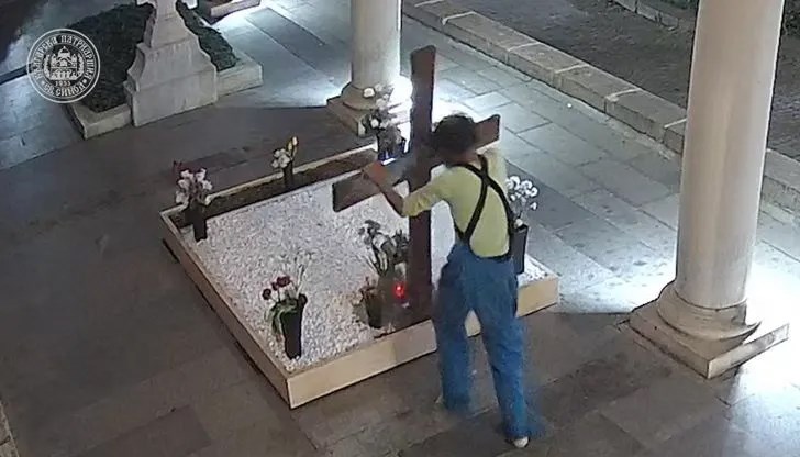 Причината - прокуратурата не е поискала принудително настаняване в психиатрична болница Причината - прокуратурата не е поискала принудително настаняване в психиатрична болница