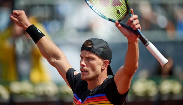 Унгарецът победи на финала петия поставен Мариано Навоне Унгарецът победи на финала петия поставен Мариано Навоне