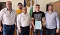 Пенчо Милков отличи Викторио Илиев за "Спортист на месеца"