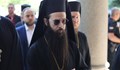 Протестиращи изразиха недоволство срещу избора на Сливенски митрополит