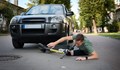 Кола блъсна мъж с електрическа тротинетка в квартал "Родина"