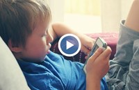 Предлагат забрана на социалните мрежи за децата под 15 години в ЕС