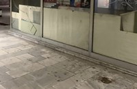 Зловеща смрад се носи в подлеза на ЖП гарата в Русе