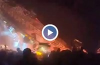 Девет жертви след срутване на сцена на концерт