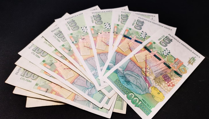 Заплатите растат с двуцифрено число Заплатите растат с двуцифрено число