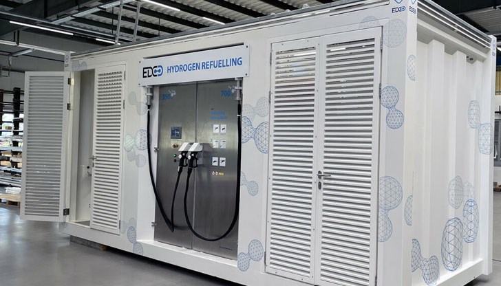 Капацитетът е 40-50 кг на денонощие, което се равнява на 10-15 автомобила или два автобуса Капацитетът е 40-50 кг на денонощие, което се равнява на 10-15 автомобила или два автобуса