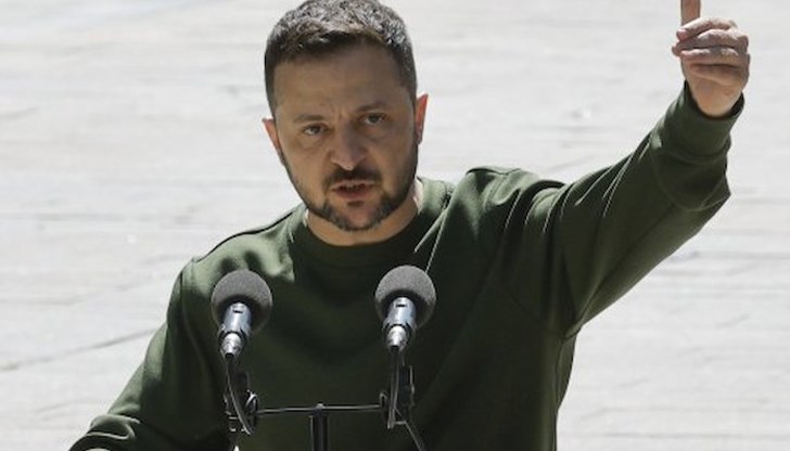 Двама от служителите на държавния глава бяха задържани тази седмица заради предполагаем заговор за убийство Двама от служителите на държавния глава бяха задържани тази седмица заради предполагаем заговор за убийство