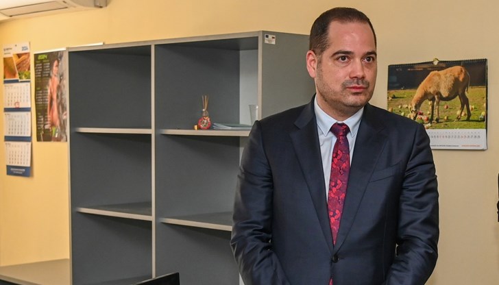 Вътрешният министър ще разгледа и специализираните площадки по пътна и пожарна безопасност във великотърновското село Балван Вътрешният министър ще разгледа и специализираните площадки по пътна и пожарна безопасност във великотърновското село Балван