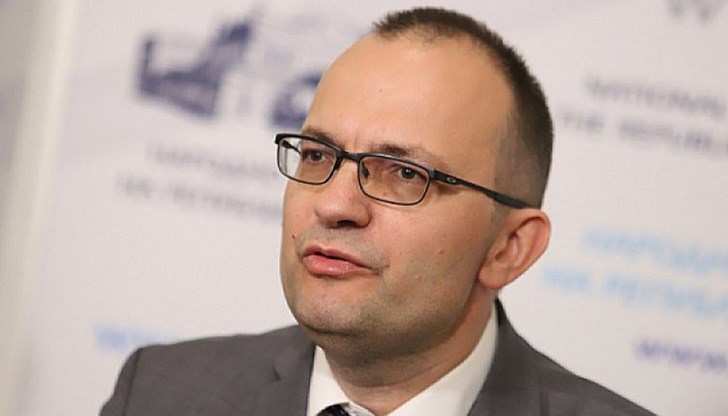 Коалицията обяви водачите на листите си за 50-ото Народно събрание Коалицията обяви водачите на листите си за 50-ото Народно събрание