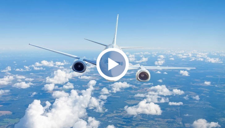 Режисьор загина при турбуленция в сингапурски самолет