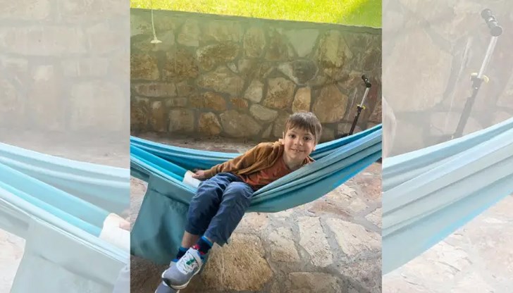 Момчето е живо и здраво Момчето е живо и здраво