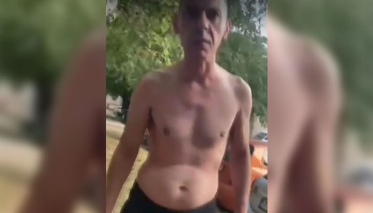 Повечето хора се страхуват от него и го отбягват. Посяга на майки и деца, твърдят съседите му