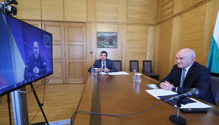 Димитър Главчев разговаря с украинския министър-председател Шмигал
