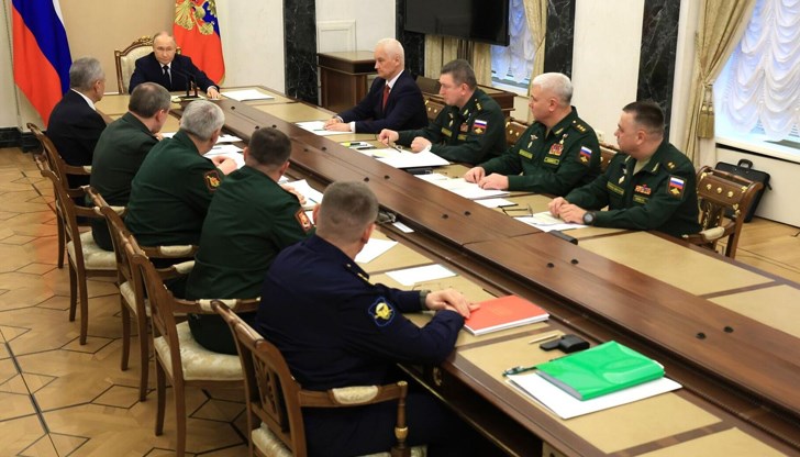 Руският лидер каза, че няма да прави промени в състава на генералния щаб на руска армия