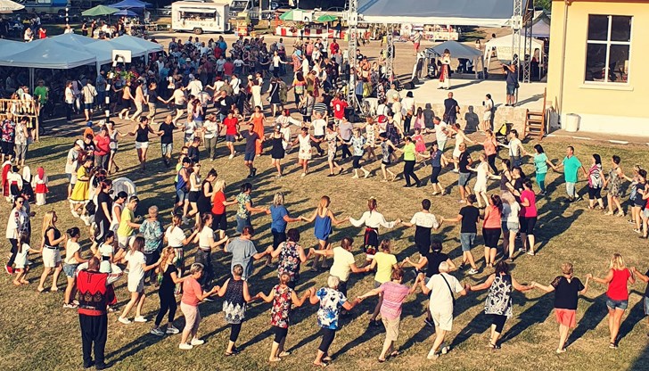 В село Сандрово ще се проведе 12-то издание на фолклорния фестивал "Сандрово пее и танцува"