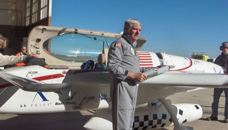 Легендарният пилот е извършил първия околосветски полет без кацане