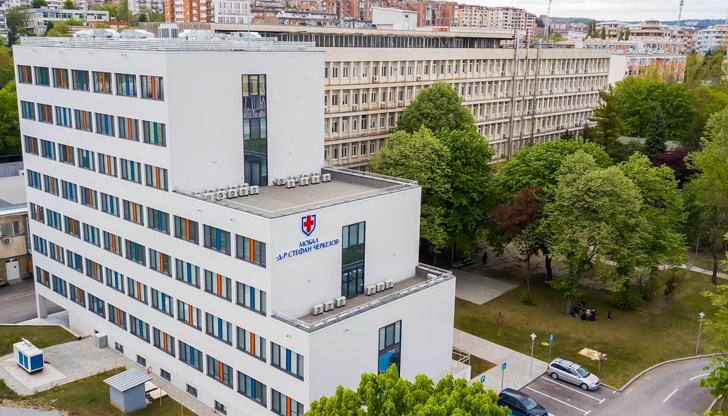 Огнестрелната рана е в областта на крака