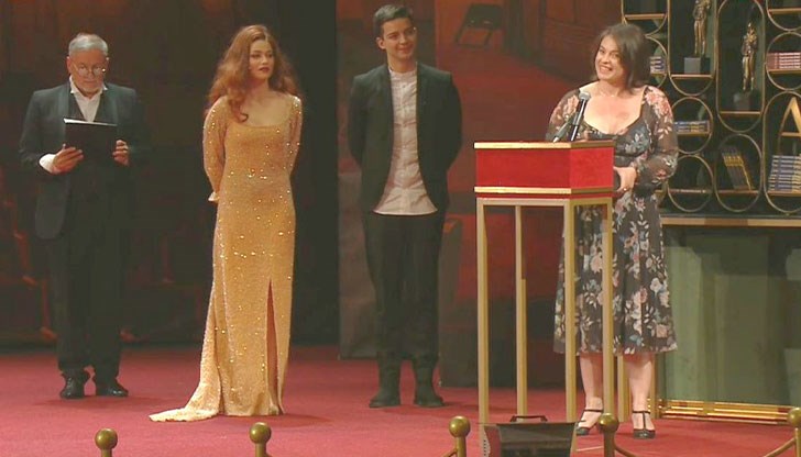 Тя се пребори за статуетката за костюмографията на спектакъла „Крали Марко – последната балканска легенда“ Тя се пребори за статуетката за костюмографията на спектакъла „Крали Марко – последната балканска легенда“