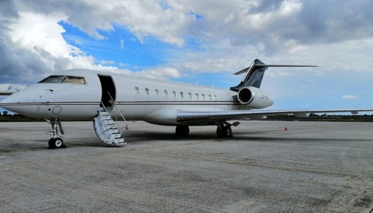 Божков: Докато делото приключи, самолетът ще стане за скрап Божков: Докато делото приключи, самолетът ще стане за скрап