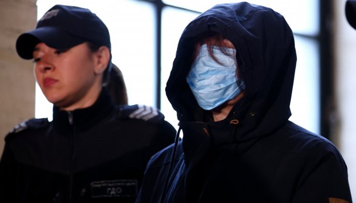 Съдът остави в ареста тъщата на убития Пейо Пеев Съдът остави в ареста тъщата на убития Пейо Пеев