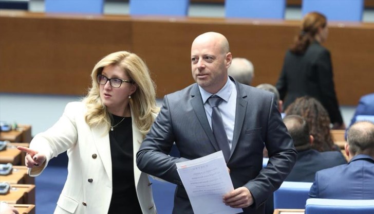 Ивайло Ангелов Иванов влиза на мястото на почината Петя Ставрева Ивайло Ангелов Иванов влиза на мястото на почината Петя Ставрева