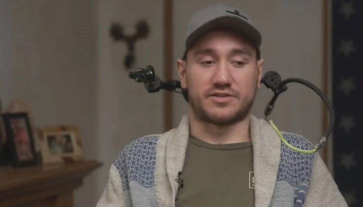 Нолан Арбо искал да използва чипа, за да научи как да управлява робота Optimus и системата за автопилот на електрическия автомобил Tesla Нолан Арбо искал да използва чипа, за да научи как да управлява робота Optimus и системата за автопилот на електрическия автомобил Tesla