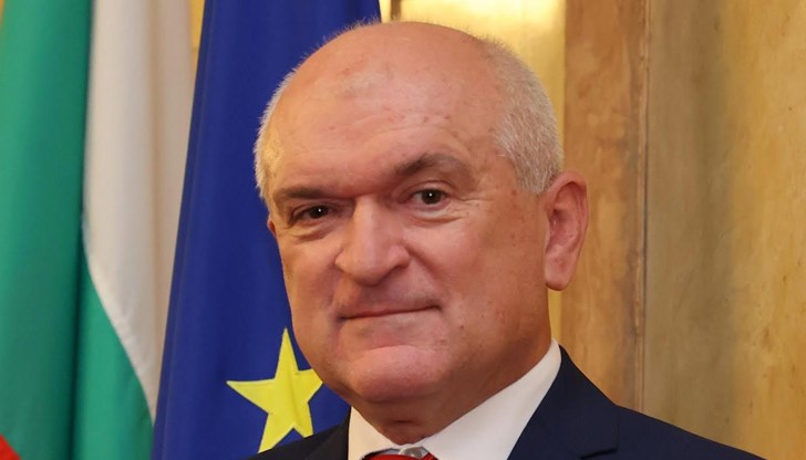 Честит празник на българската просвета и култура! Честит празник на българската просвета и култура!