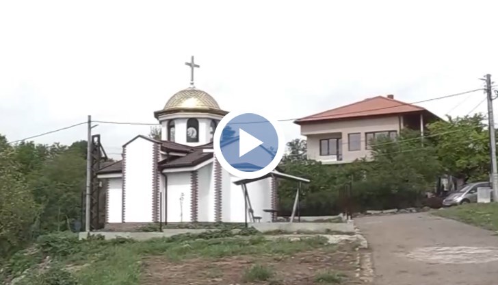 Построяването на храм обедини усилията на институции, християни и мюсюлмани