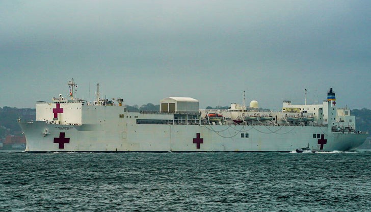 Според организацията са необходими поне 500 камиона на ден Според организацията са необходими поне 500 камиона на ден