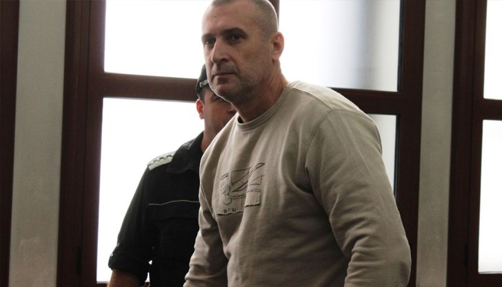 Свидетелства на съседка, СРС-та и патроните го заковават след 8 години дела