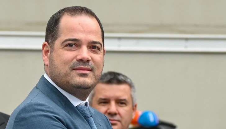 Вероятно има някакъв проблем по отношение на обучаването на шофьори, коментира вътрешният министър Вероятно има някакъв проблем по отношение на обучаването на шофьори, коментира вътрешният министър