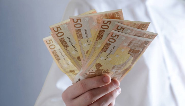 Заплатите са се увеличили с 6,4 на сто, показват данните на германската статистика Заплатите са се увеличили с 6,4 на сто, показват данните на германската статистика