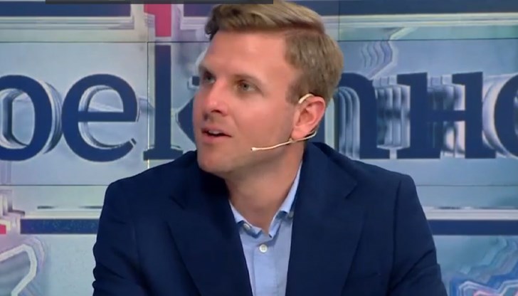 В българската политика няма хора за нищо, смята политологът