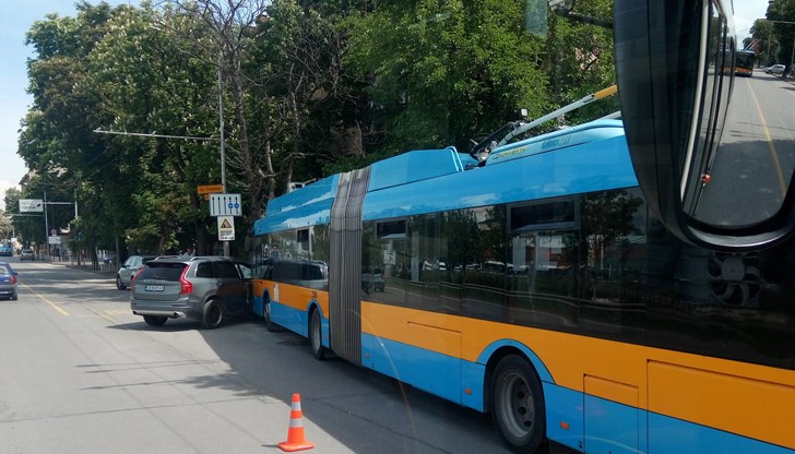 В София са станали 27 леки и пет тежки катастрофи В София са станали 27 леки и пет тежки катастрофи