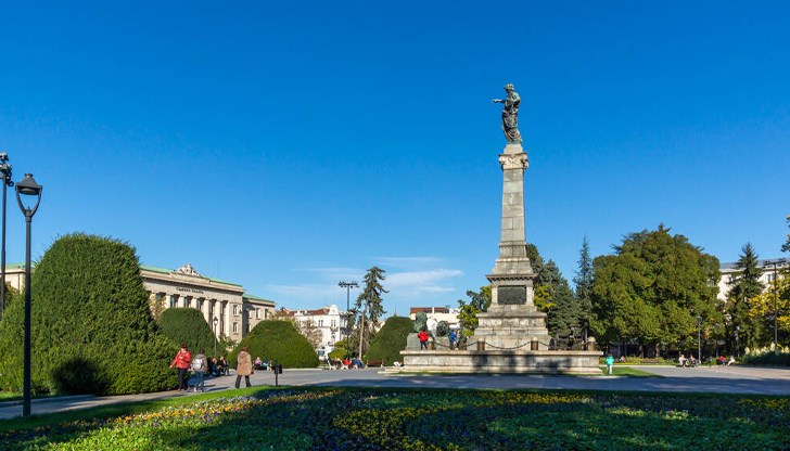Маршрутът включва най-емблематичните сгради и места в централните части на града Маршрутът включва най-емблематичните сгради и места в централните части на града
