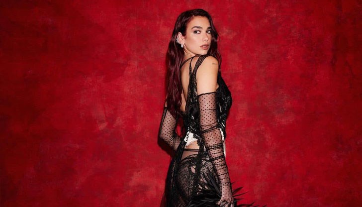 Плажните вибрации на албума са подходящи за безгрижното настроение на фестивал, пише "Ню мюзикъл експрес"