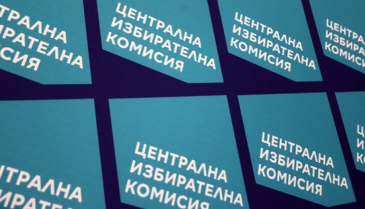 Анкетьорите не могат да анкетират непосредствено пред избирателните секции Анкетьорите не могат да анкетират непосредствено пред избирателните секции