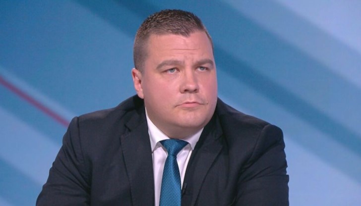 Доверието в парламента е 8%, коментира кандидат-депутатът от ИТН Доверието в парламента е 8%, коментира кандидат-депутатът от ИТН