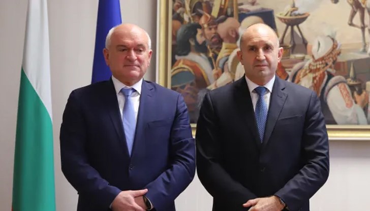 Президентът и премиерът честитиха празника в социалните мрежи Президентът и премиерът честитиха празника в социалните мрежи