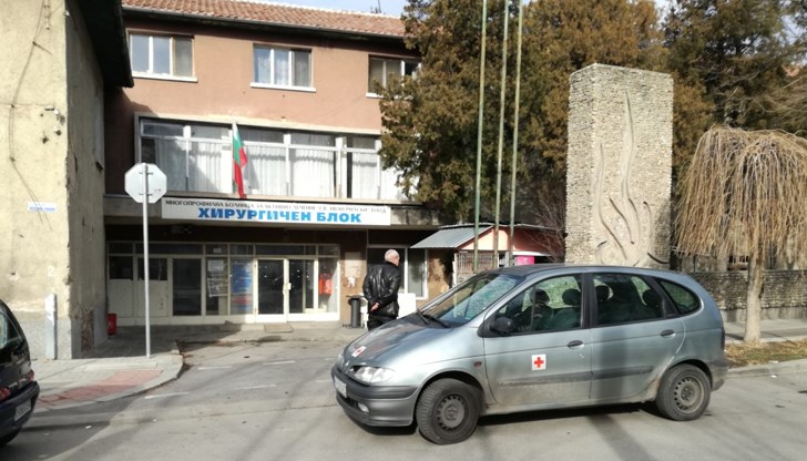 Управителят на лечебното заведение заяви, че д-р Карастоянов е много уважаван и ценен от нас специалист